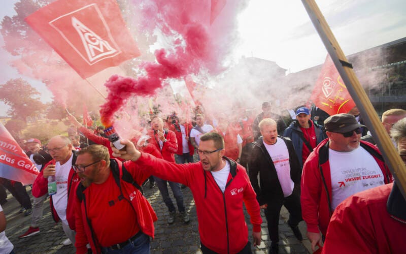 auto elettrica vw ig metall proteste