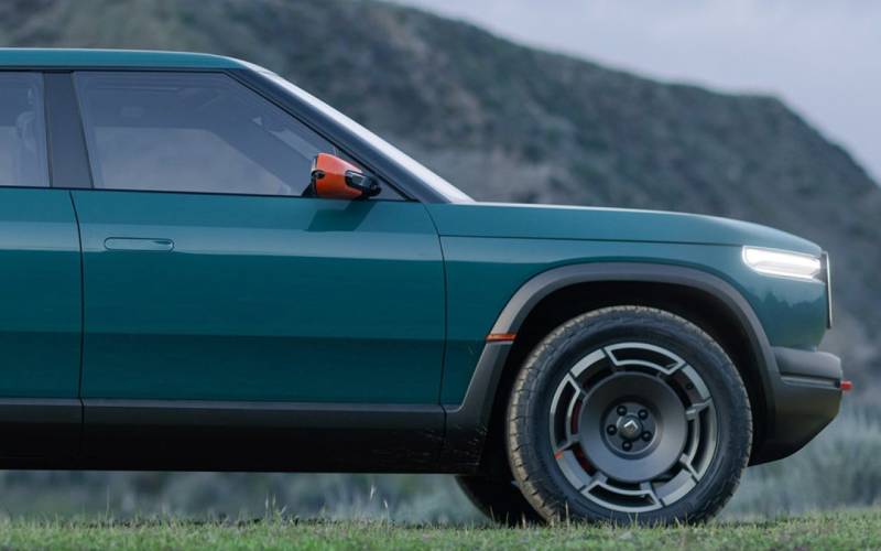 rivian R3 possibile base golf