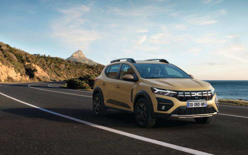 L’auto più venduta in Europa nel 2024 è la Dacia Sandero: per tre motivi