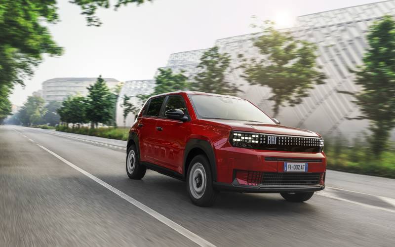 Fiat Grande Panda RED