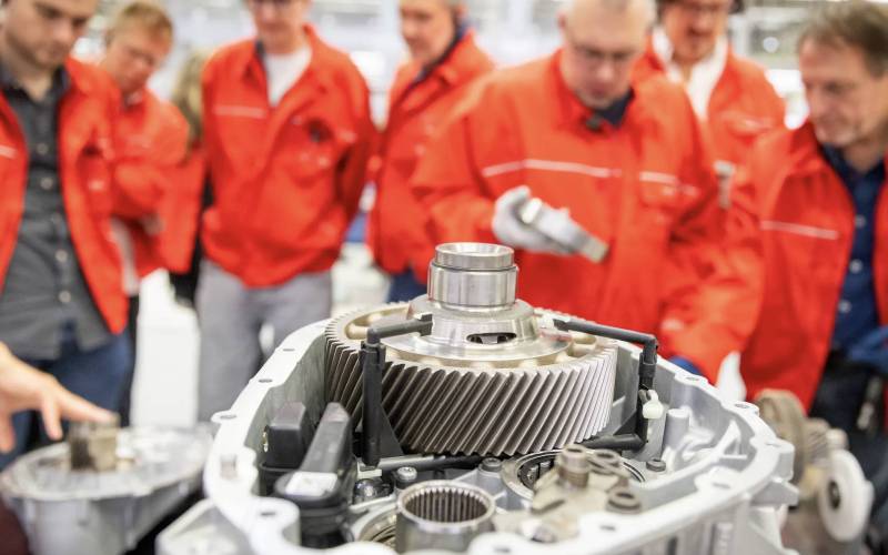 L’industria automobilistica dell'UE ha bisogno di una soluzione urgente per affrontare i costi sproporzionati del rischio di non conformità con gli obiettivi di CO2 del 2025 per auto e furgoni, dice l’Acea.