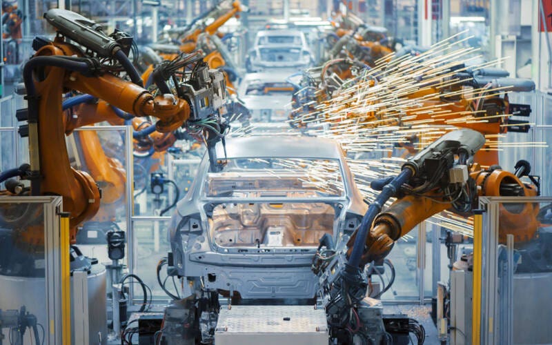 La Commissione UE varerà indicazioni che saranno la base per un piano strategico: possibile la riconversione industriale delle aziende automotive dismesse in comparti dei settori armi.