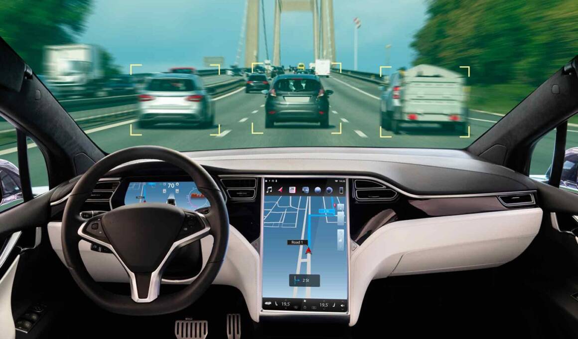 Guida autonoma Tesla