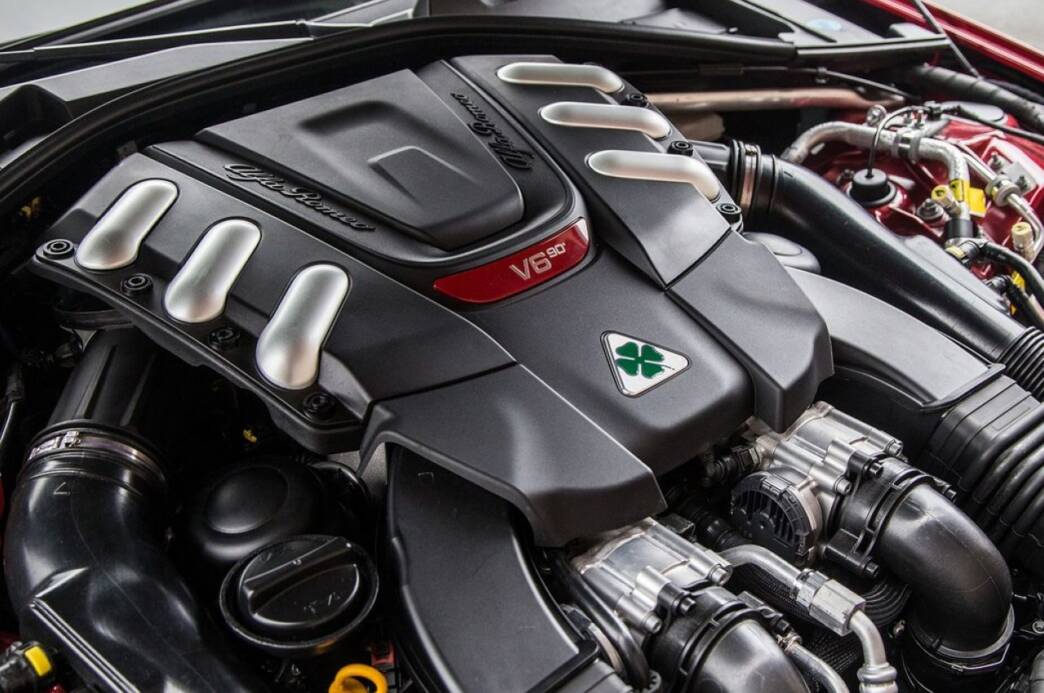 alfa romeo quadrifoglio
