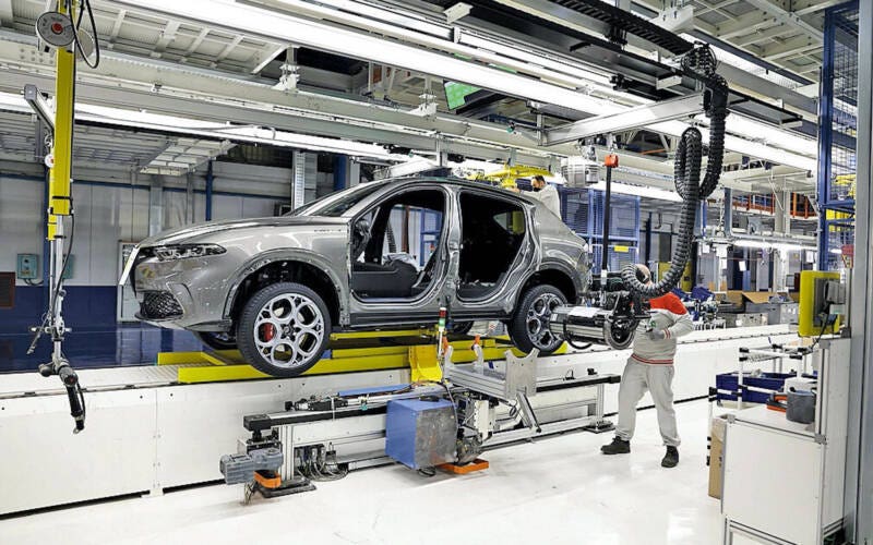 Crollo nella produzione di vetture, che ha segnato un terribile -63,4%, con sole 10.800 unità prodotte nel mese.