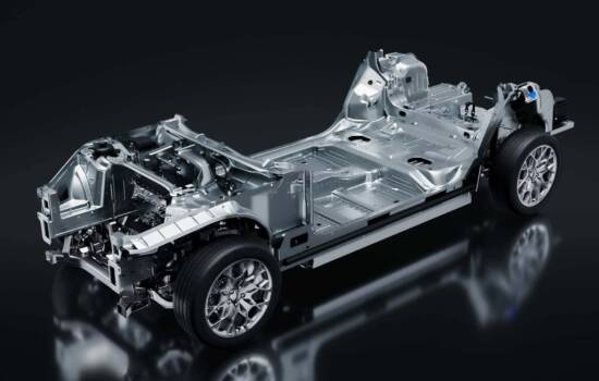 Stellantis investe in componenti per auto elettriche: dove e quanto