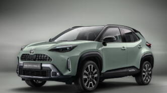 toyota-yaris-cross-2024_04
