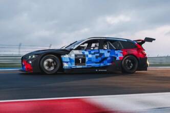 BMW M3 Touring GT3