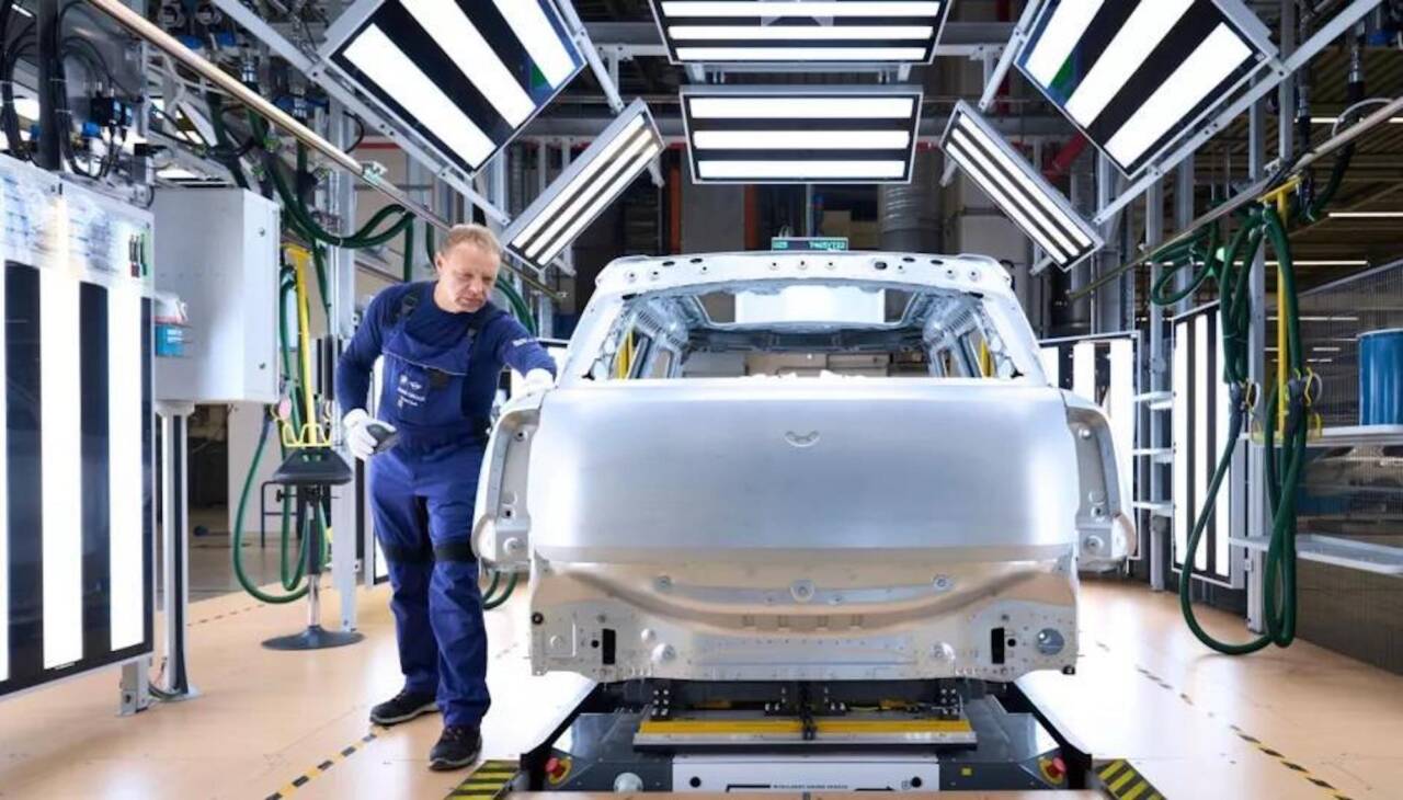 fabbrica auto