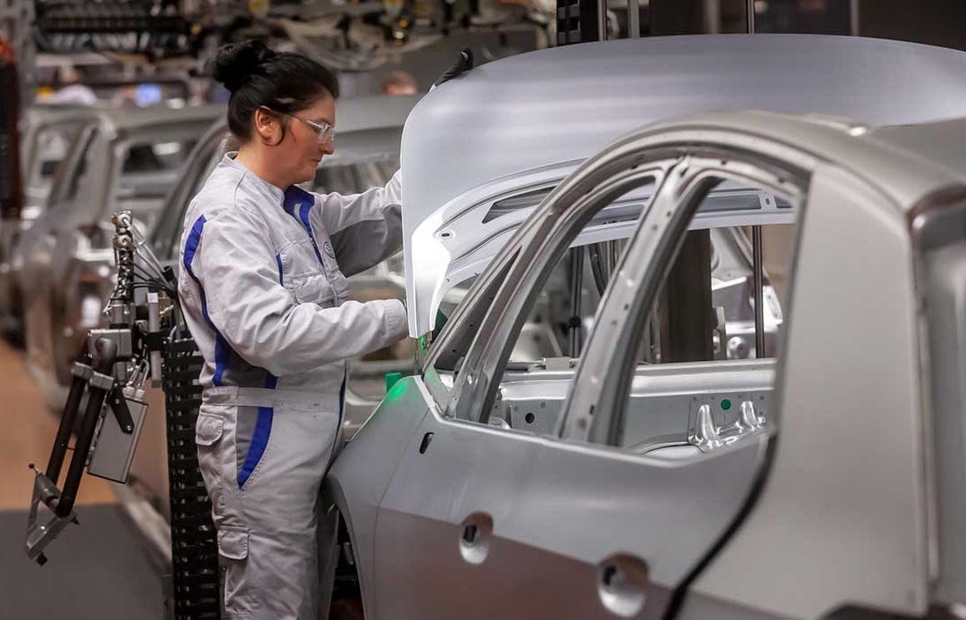 Lavoratore automotive