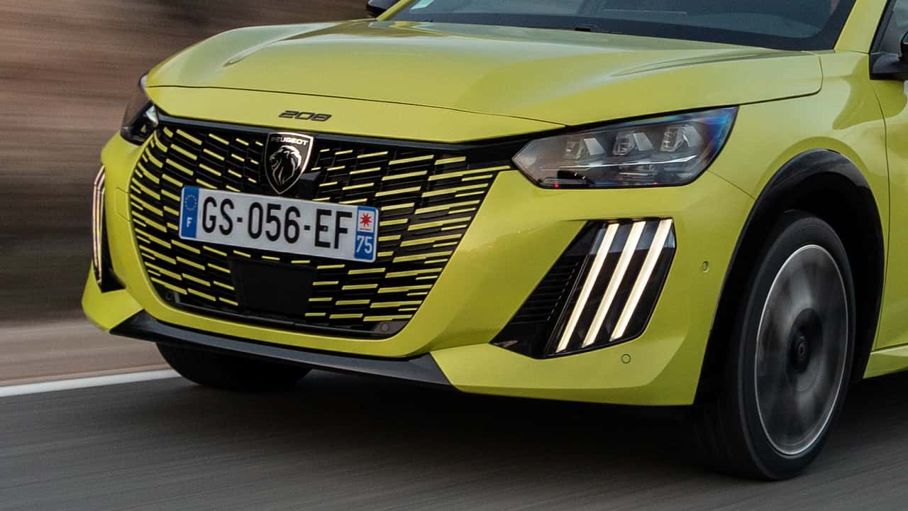 Peugeot 208