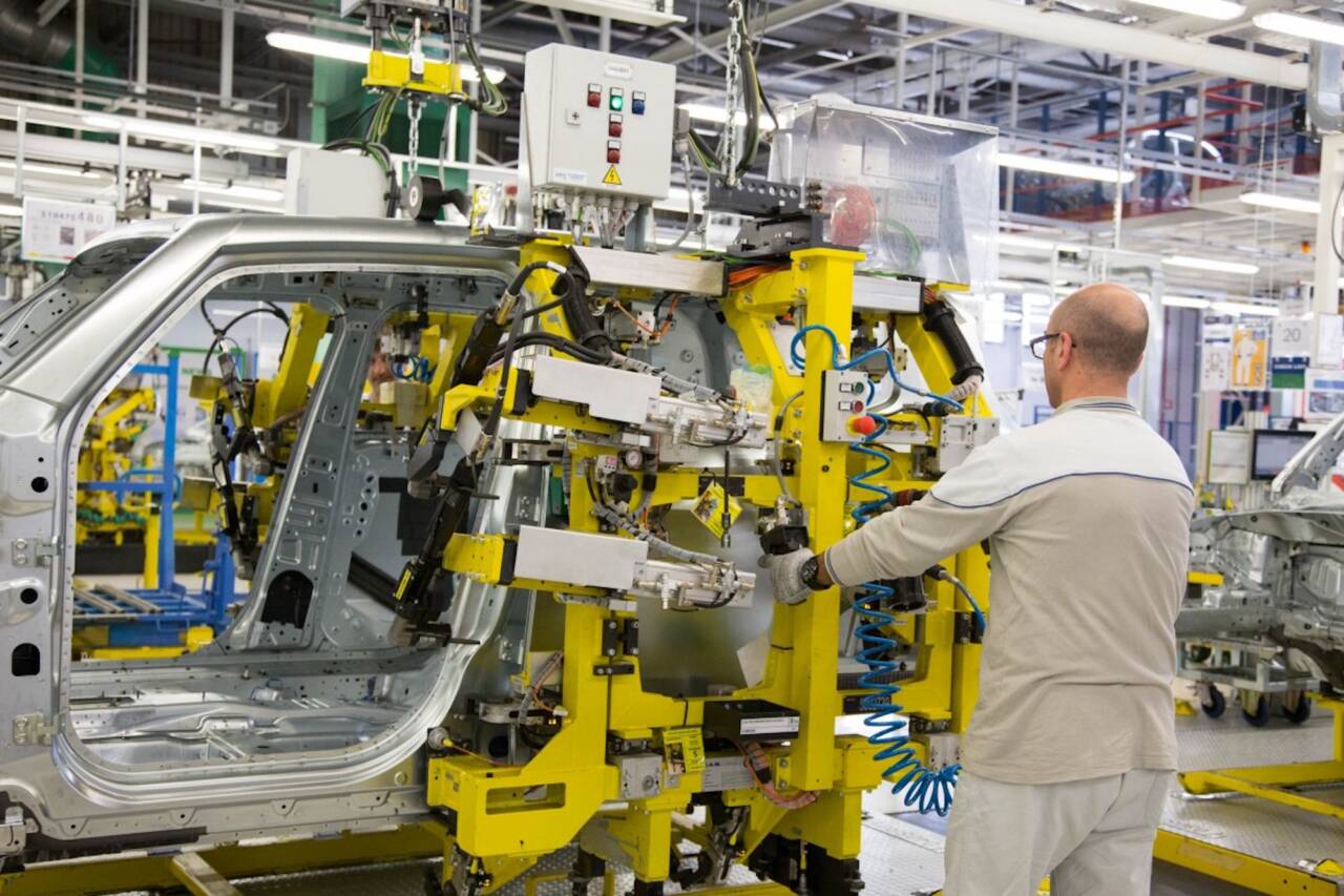 fabbrica auto