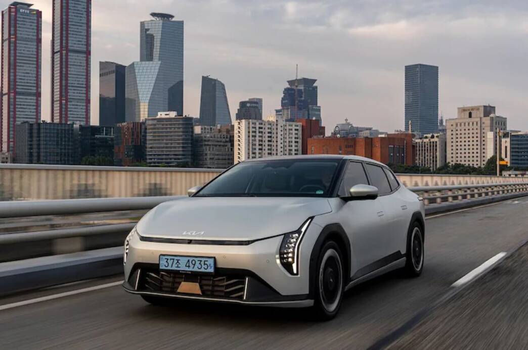Kia EV4