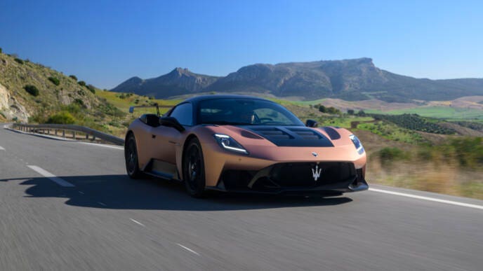 maserati gt2