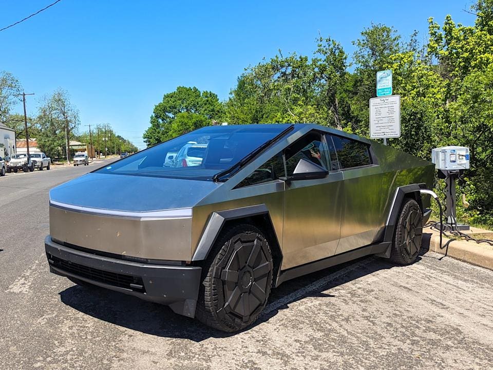 tesla cybertruck