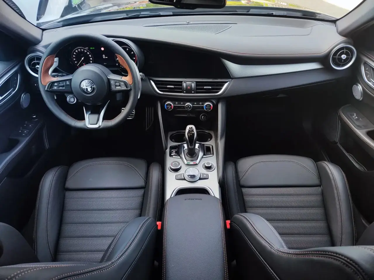 Alfa Romeo Giulia Intensa