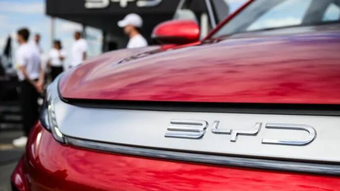 BYD badge