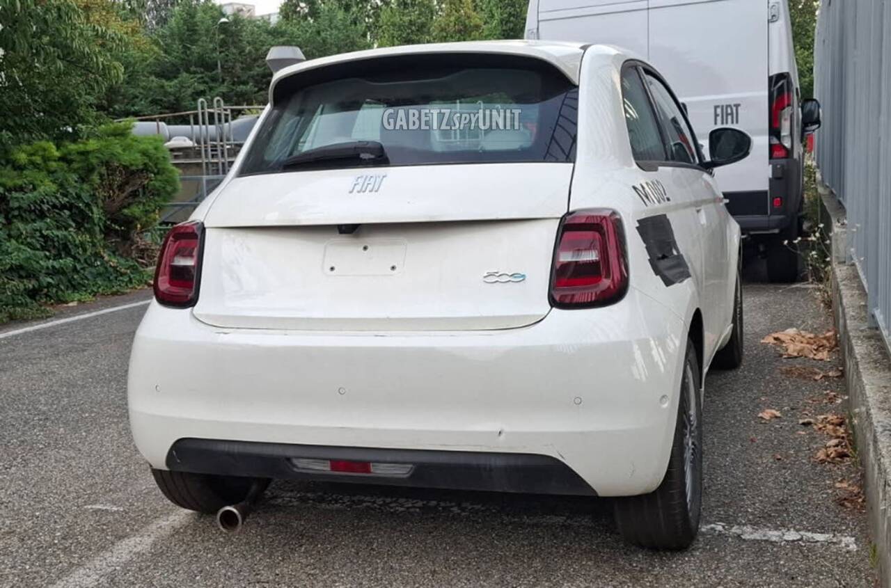 Fiat 500 ibrida foto spia