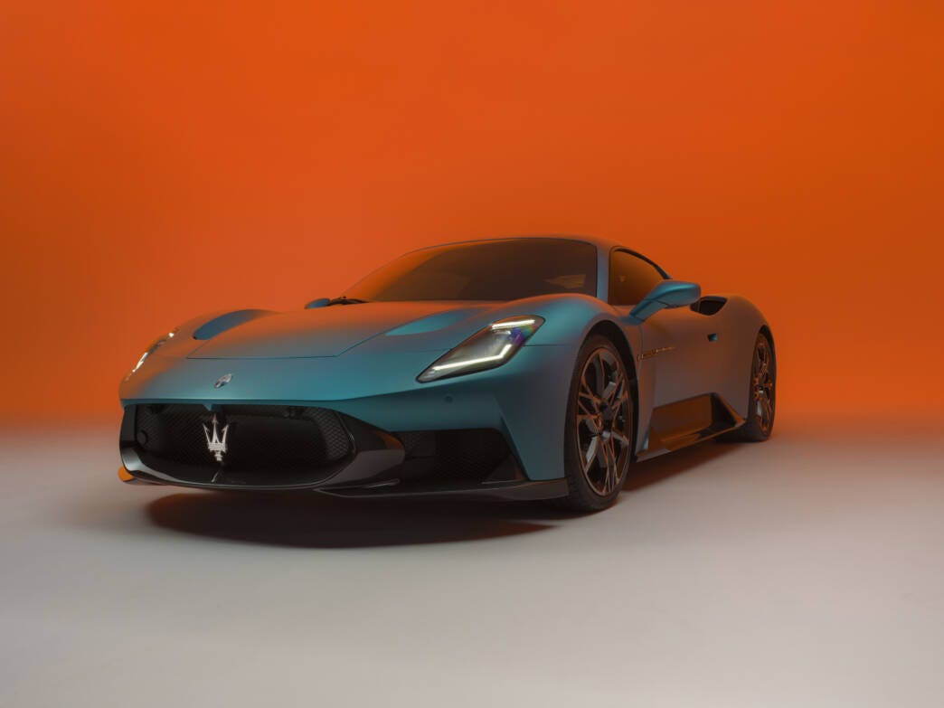 Maserati rosso incubo nel 2024: quanto paga Stellantis per salvarla 