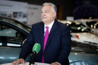 Orbán alla sede audi gyor