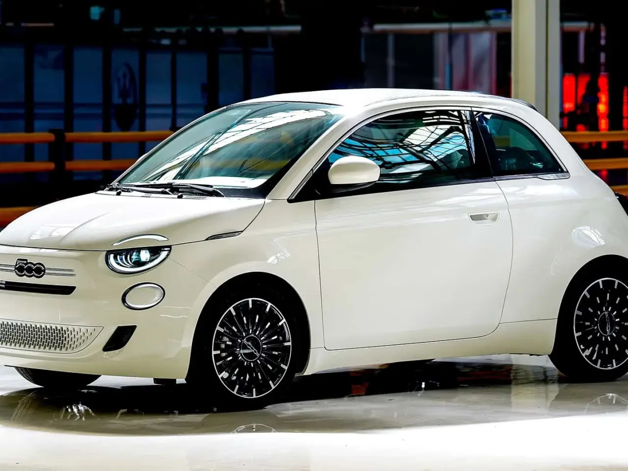 Fiat 500 ibrida