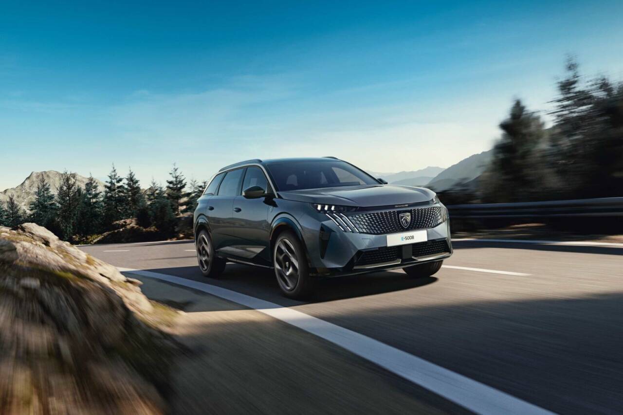 peugeot e-5008 Electric 325 Dual Motor