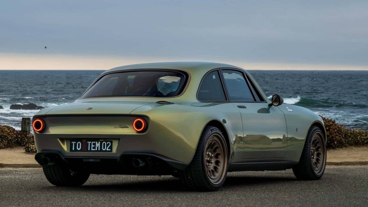 alfa romeo giulia gt totem