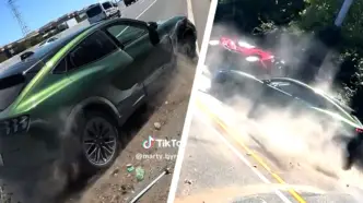 Fake Guida autonoma Mustang Mach-E che causa un incidente