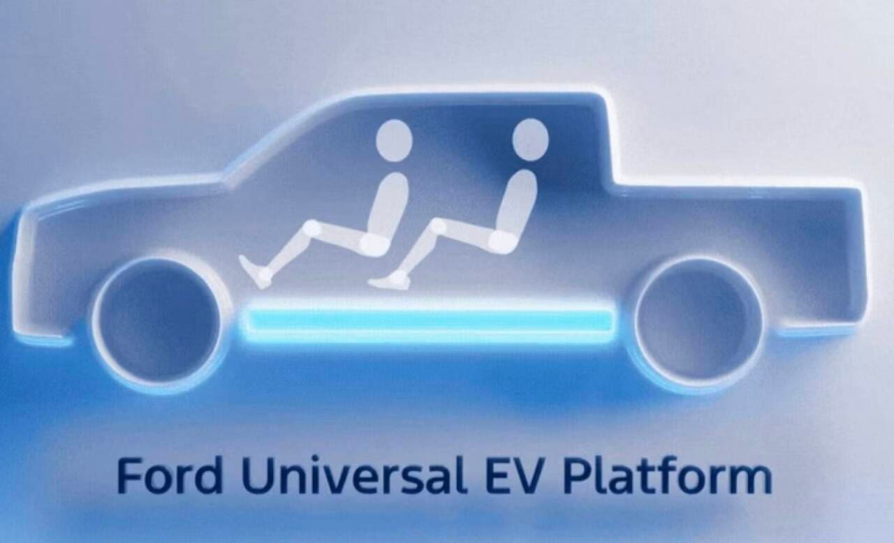 Ford lancia la sfida elettrica mondiale a Tesla e BYD: che azzardo