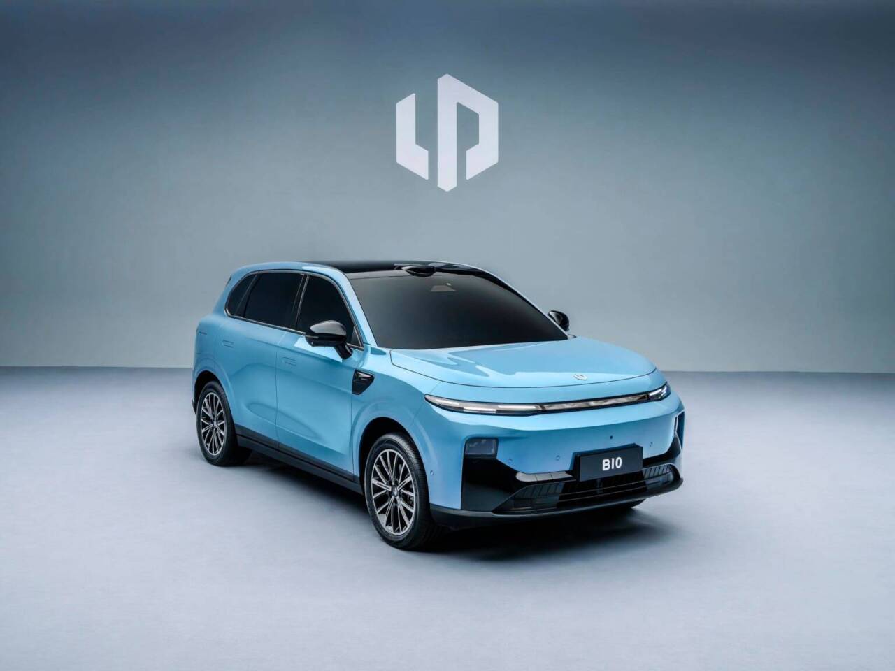 Leapmotor B10