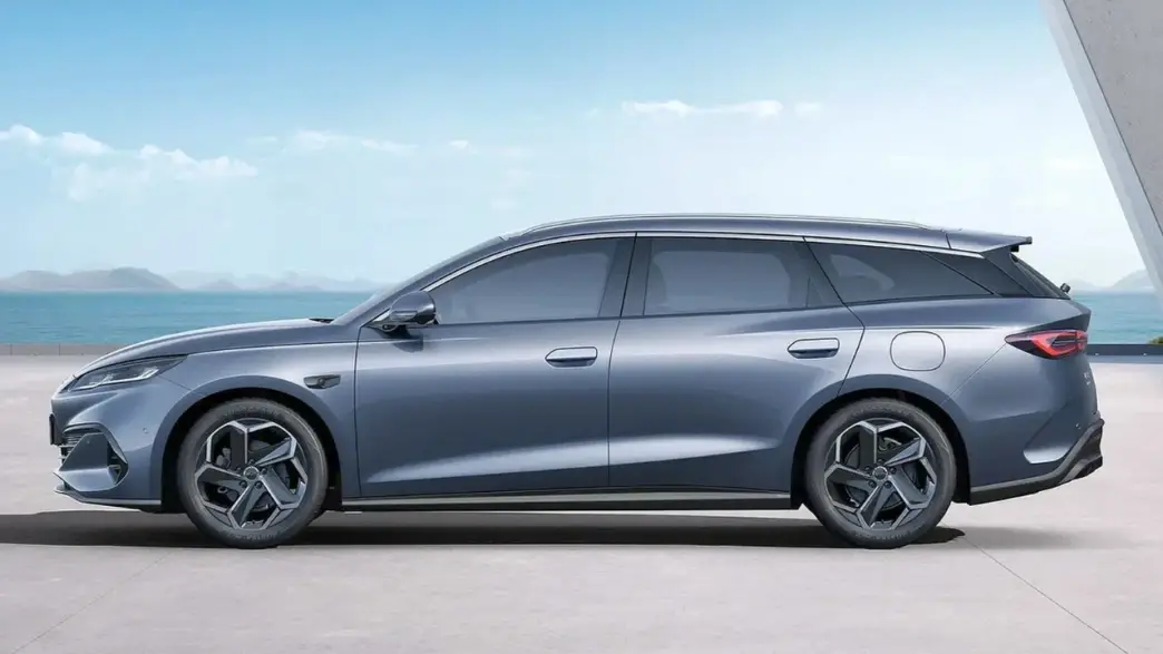 BYD Seal 6 DM-i Touring
