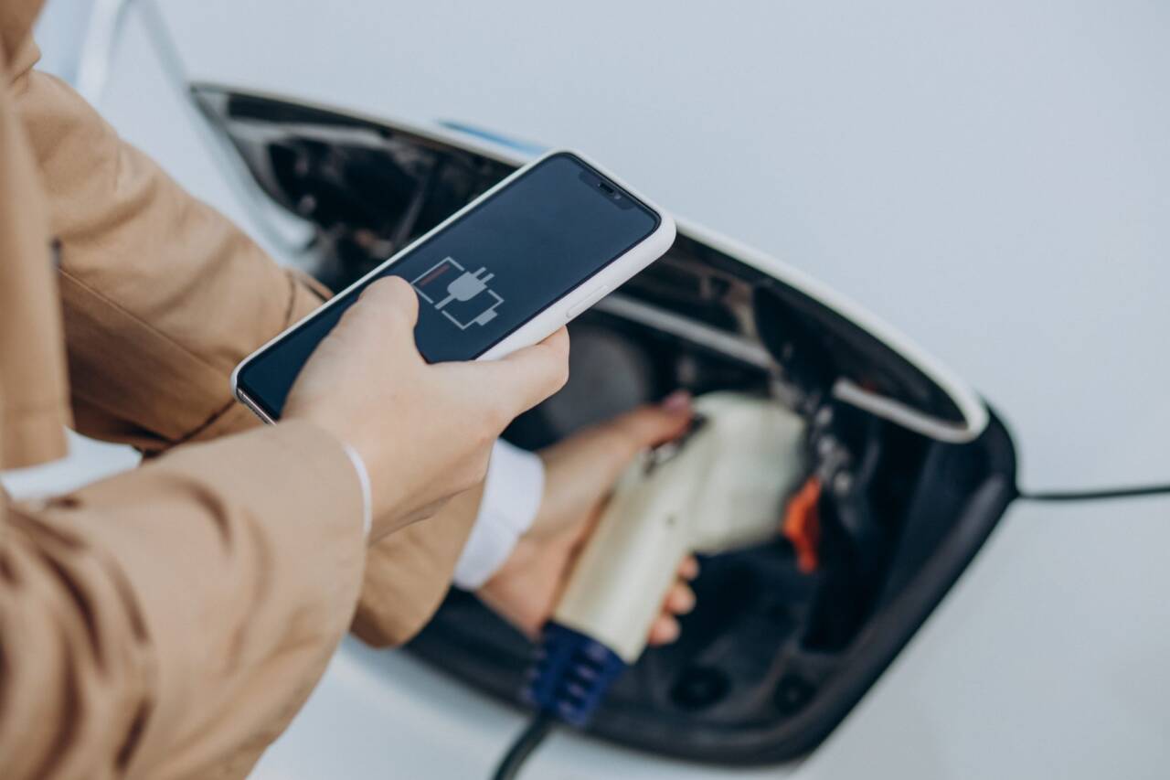 Le ricariche veloci delle auto elettriche fanno male alla salute