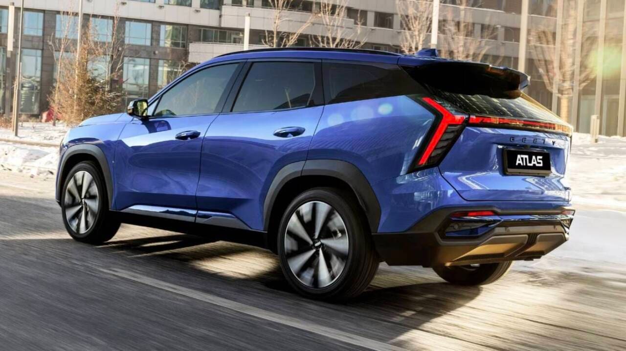 Geely Starray EM-i PHEV dietro