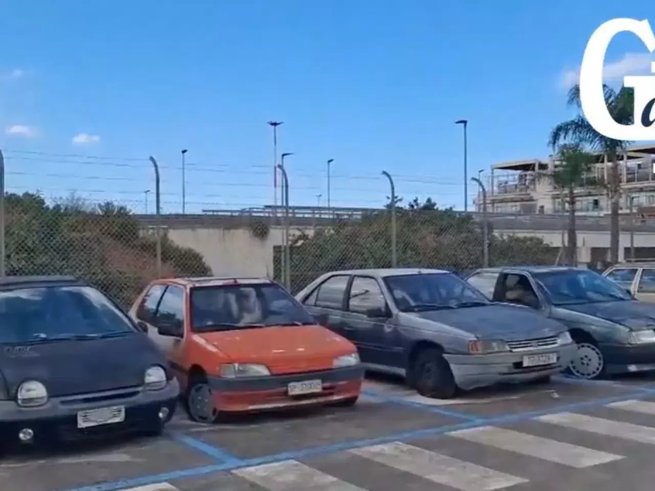 museo auto abbandonate aeroporto di bari