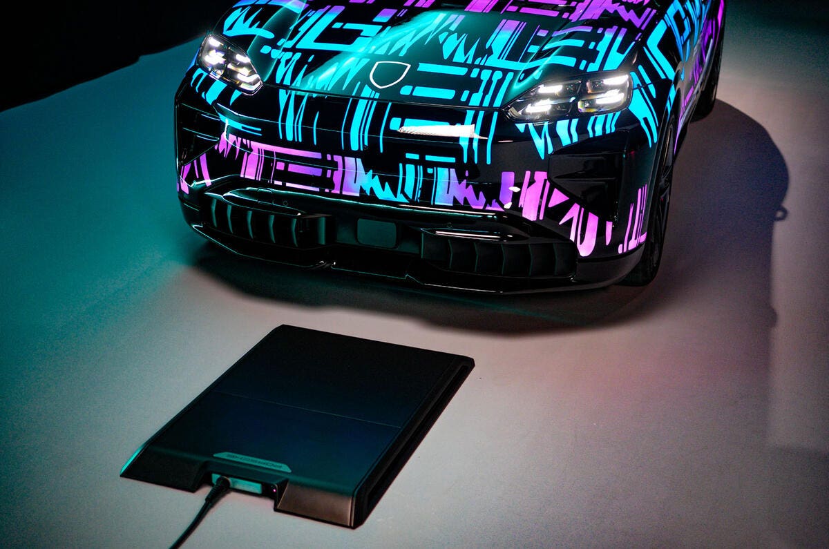 porsche cayenne electric