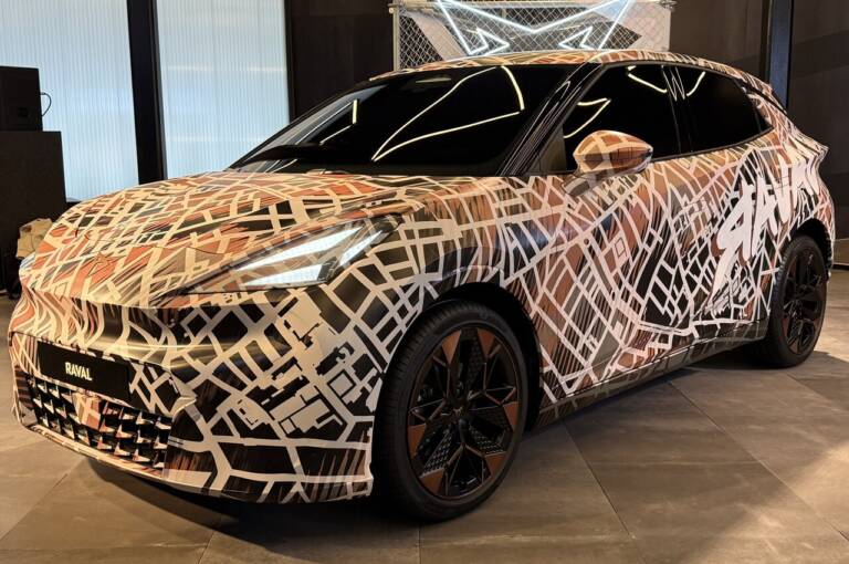 Cupra Raval, l’esordio “macherato” della sorella più sportiva della Polo