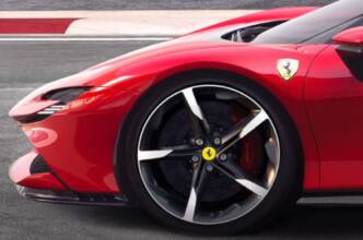 Ferrari-SF90-Stradale
