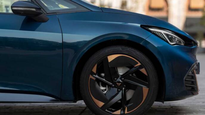 cupra born 2025