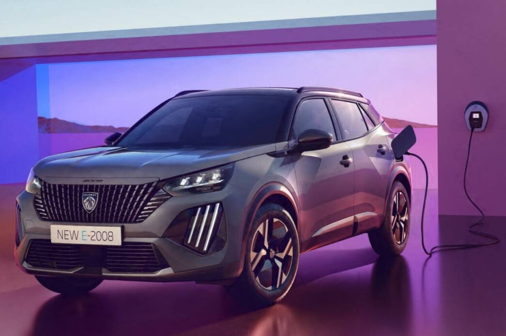 Peugeot E-2008 Style
