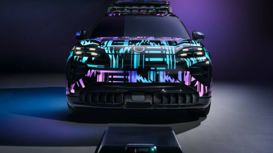porsche cayenne electric