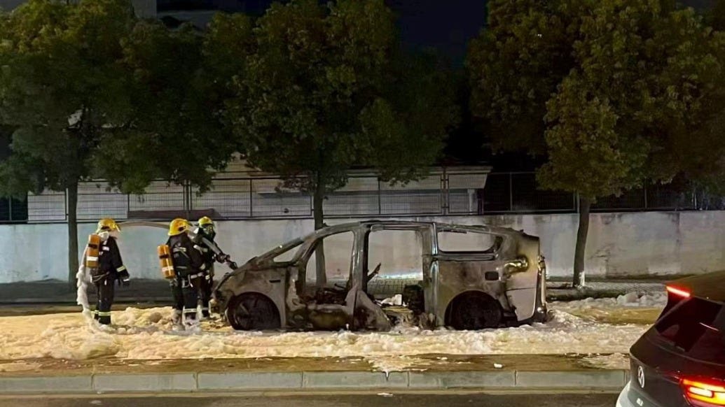 Li Auto Mega incendio