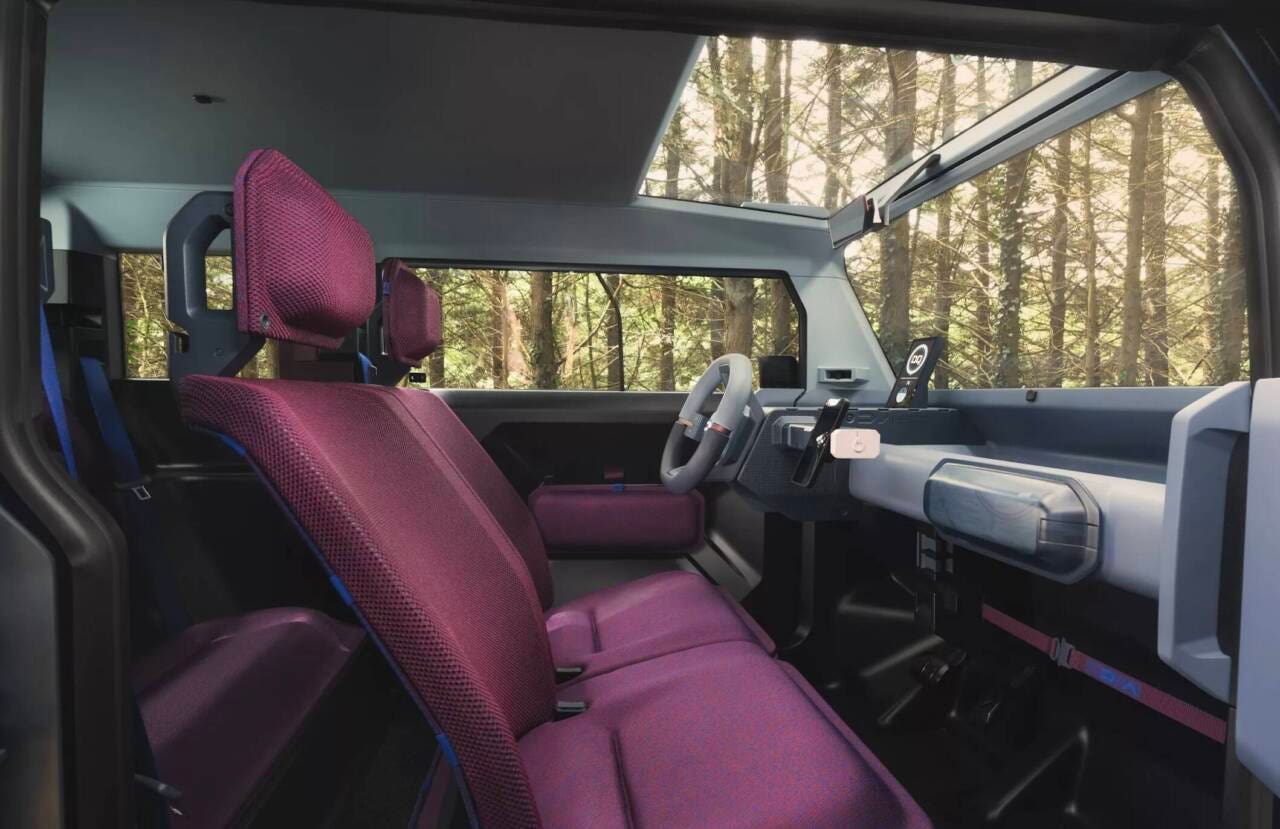 Dacia Hipster dentro