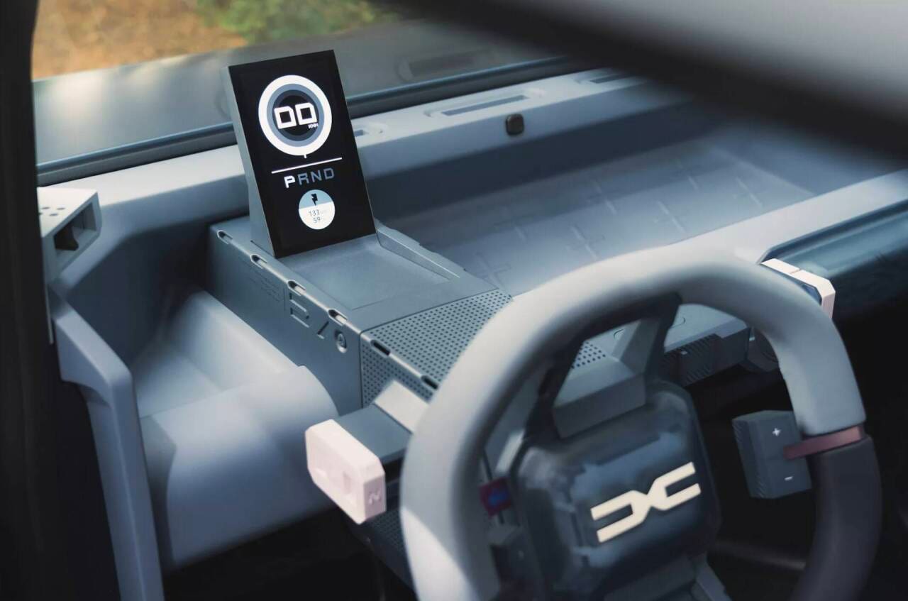 Dacia Hipster dentro