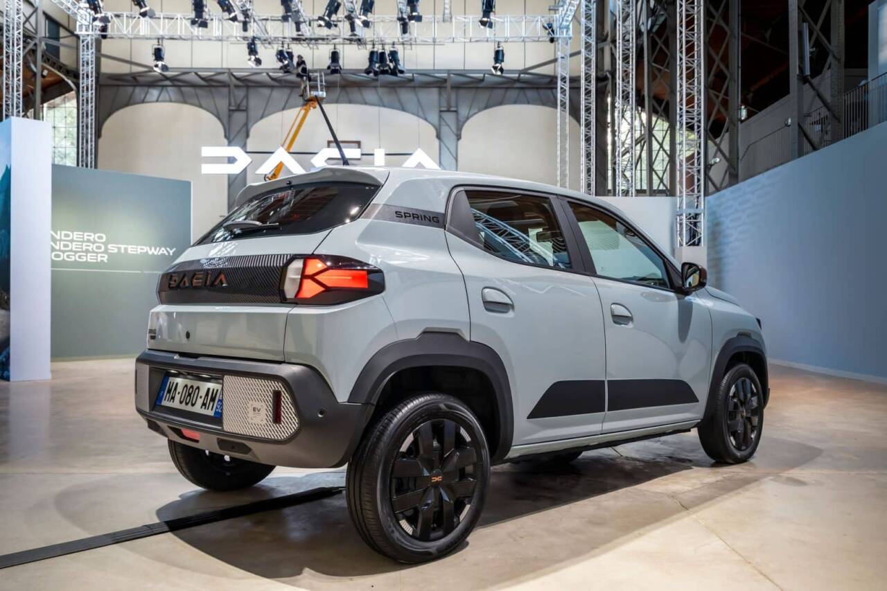 Dacia Spring 2025