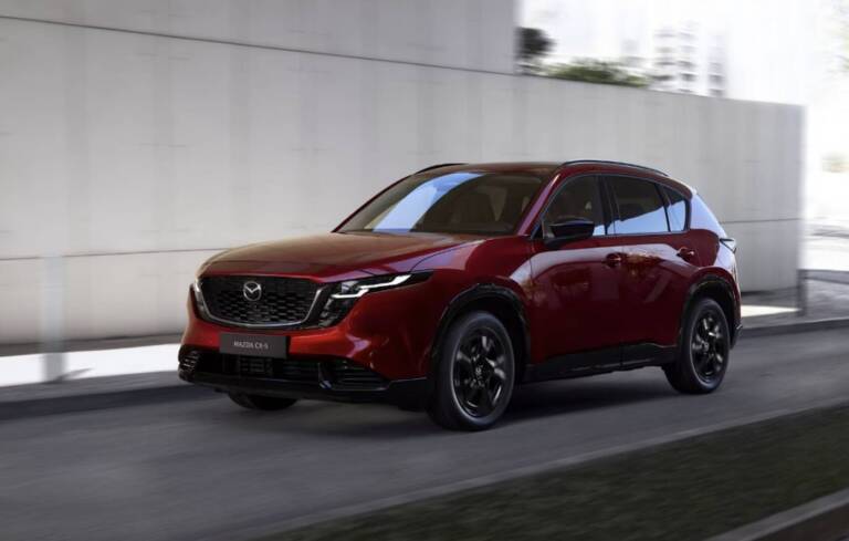 Nuova Mazda CX-5 2025: grande aspirato a benzina