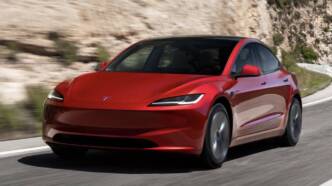 Tesla Model 3 sotto 25.000 euro con gli incentivi