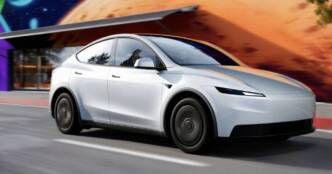 Tesla Model Y Standard Bianca