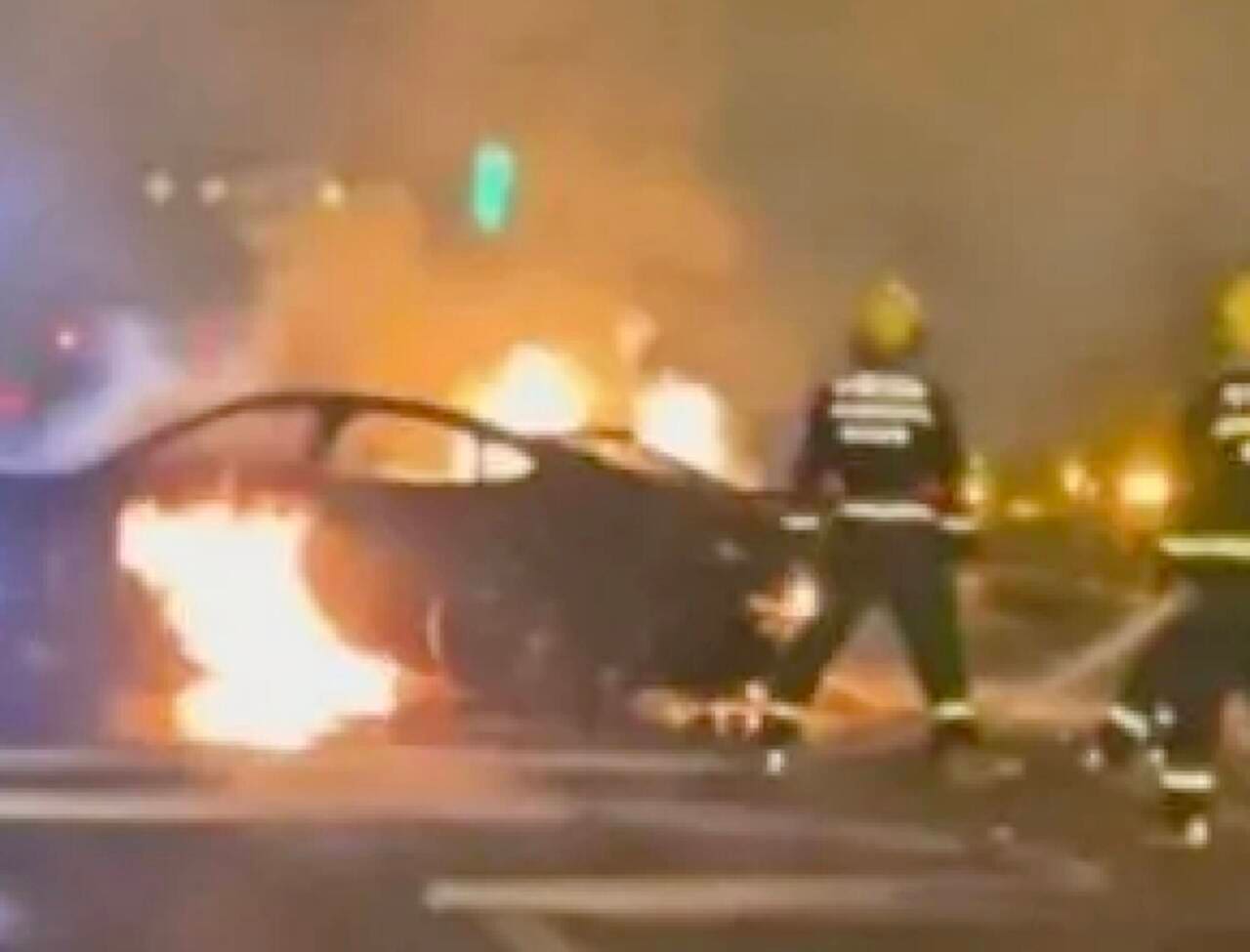 Xiaomi SU7 Ultra in fiamme