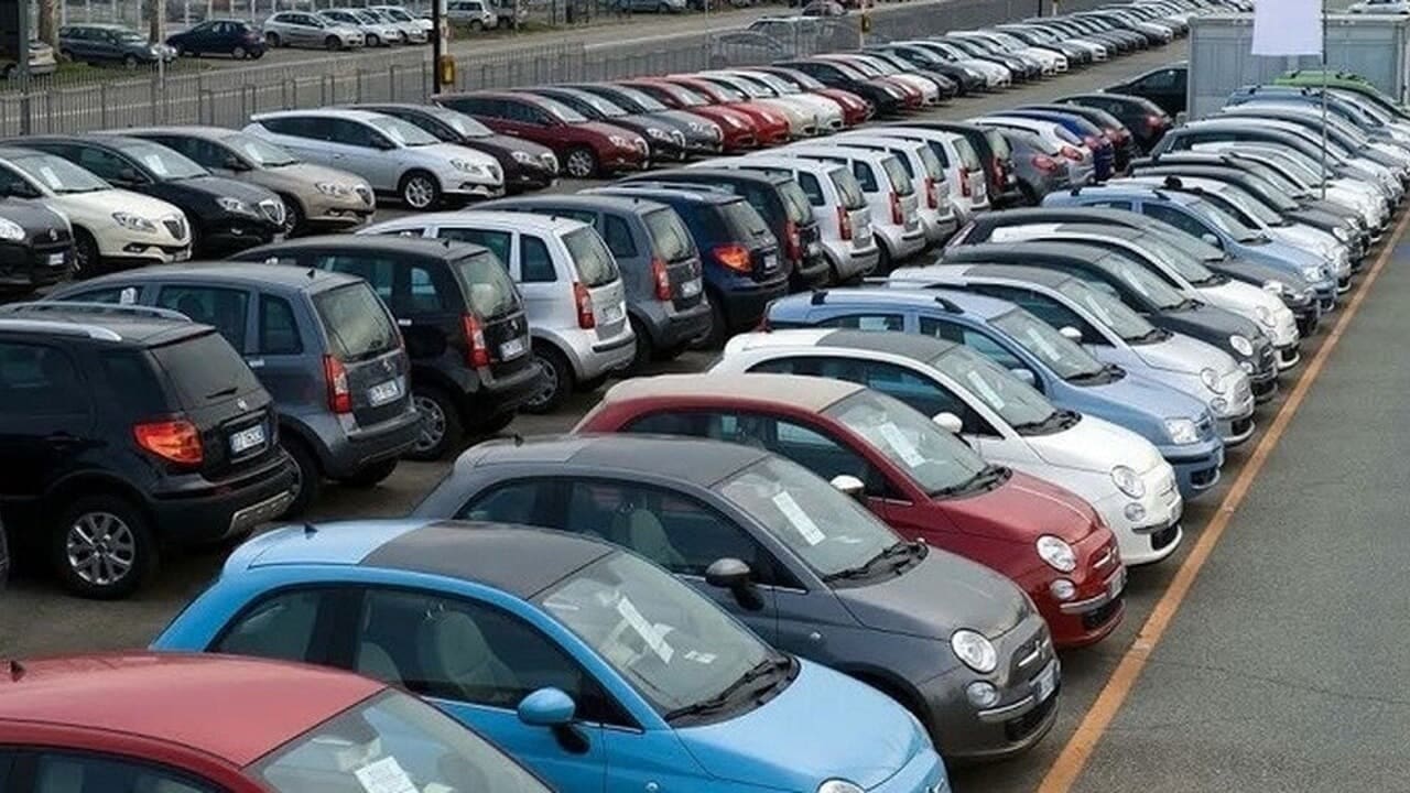 mercato usato auto