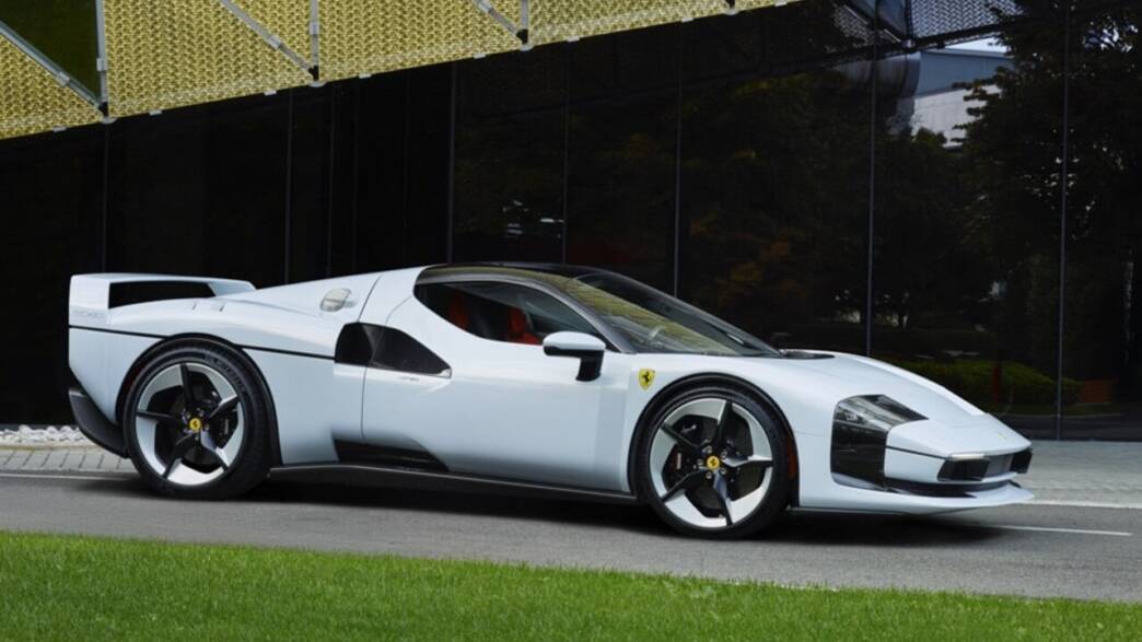 Ferrari SC40
